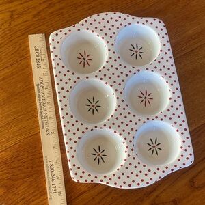Avon Holly Dot vintage inspired muffin pan